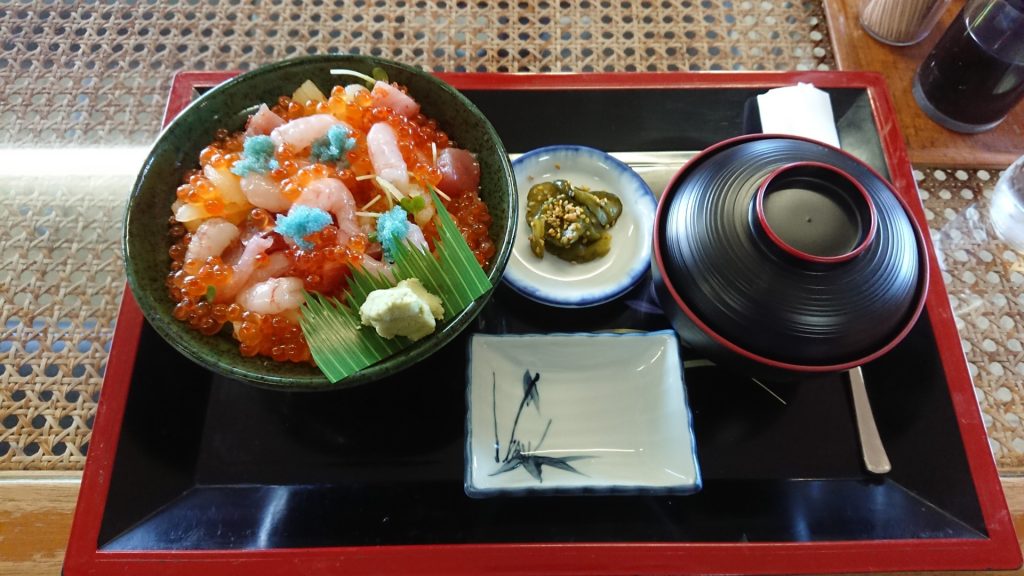 レストハウス雄冬のまかない丼