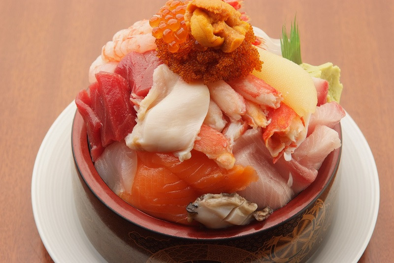 寿司のまつくらのジャンボ生ちらし