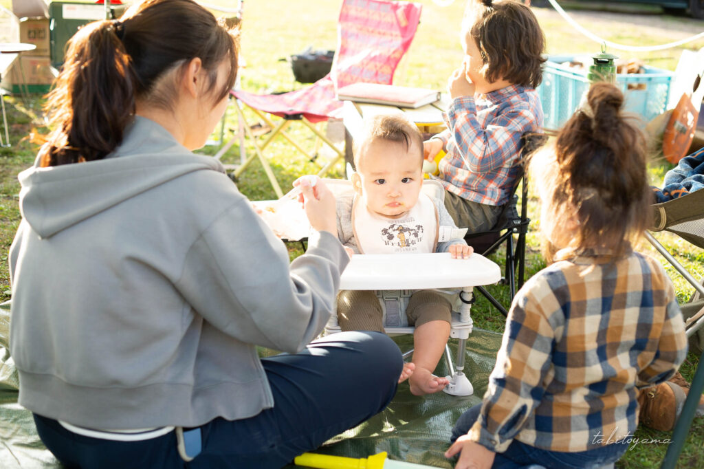 ファミリーランドみかさ遊園に集まる子供達