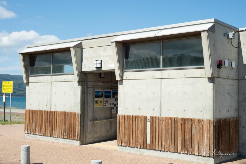 寿都浜中野営場のトイレ