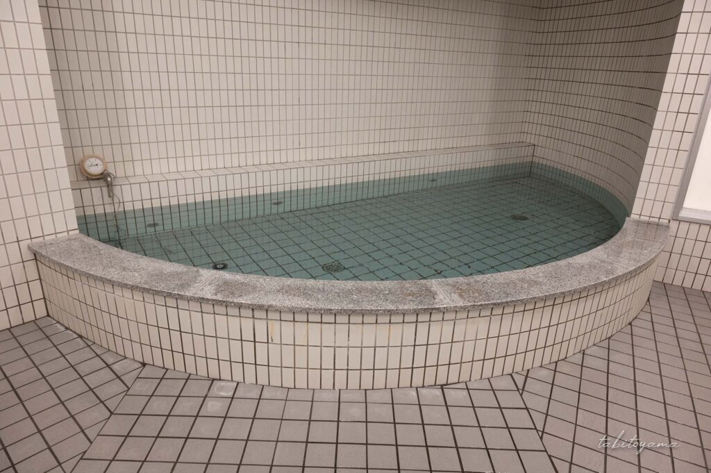 西古見GATEの浴槽