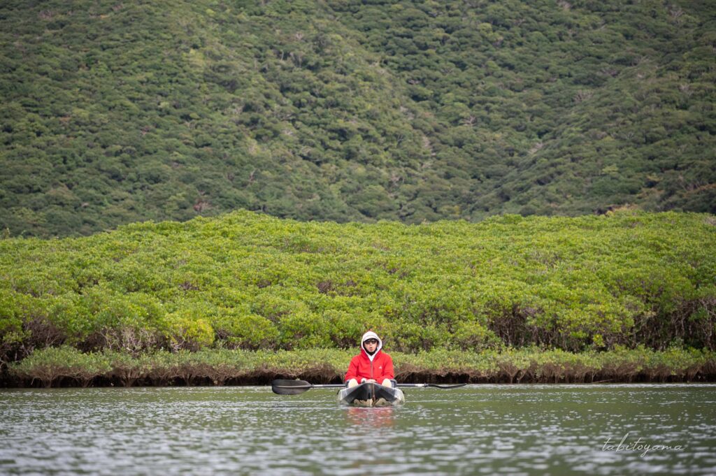 コース中間地点の待機するスタッフ