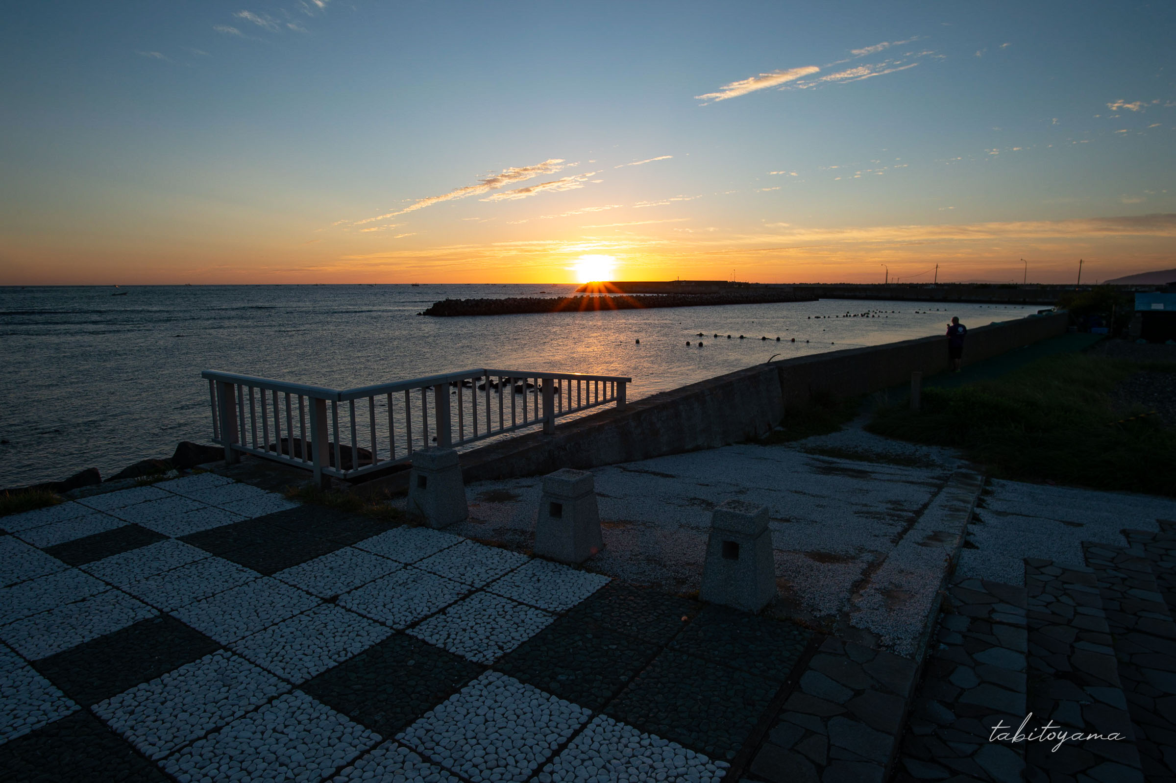 大間崎から見る朝日