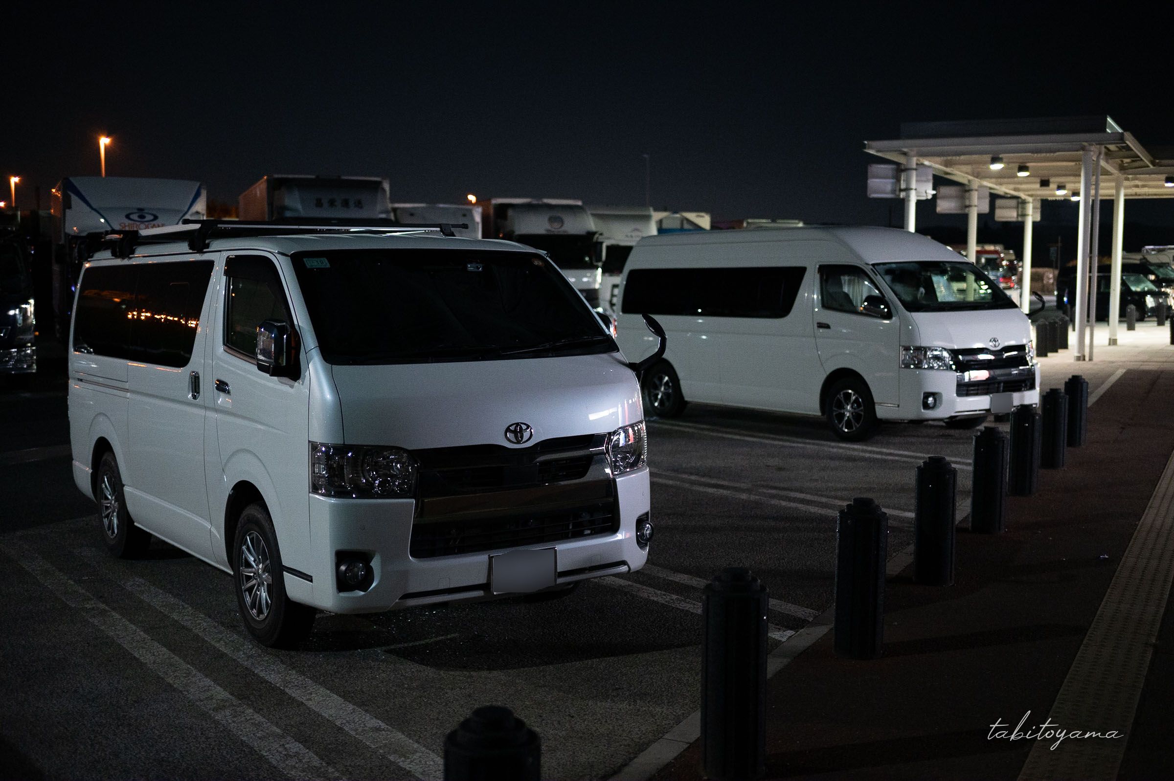 厚木パーキングエリアで車中泊