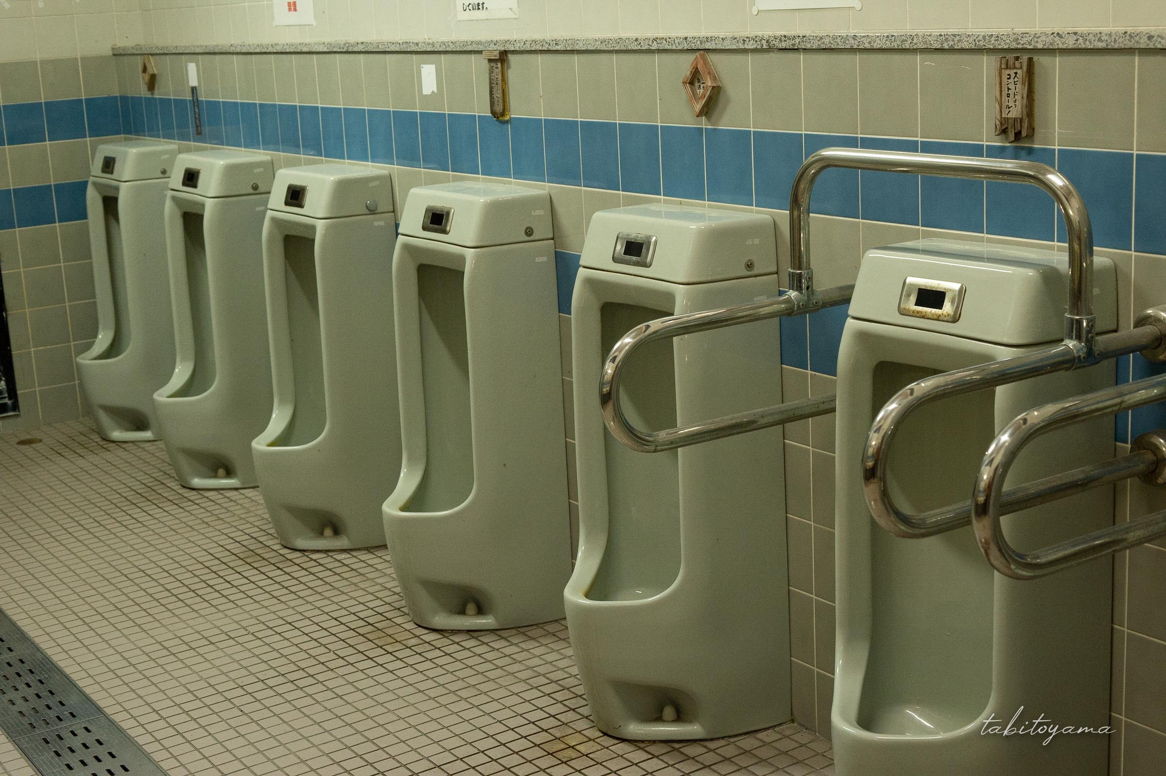 道の駅くしもと橋杭岩のトイレにある小便器