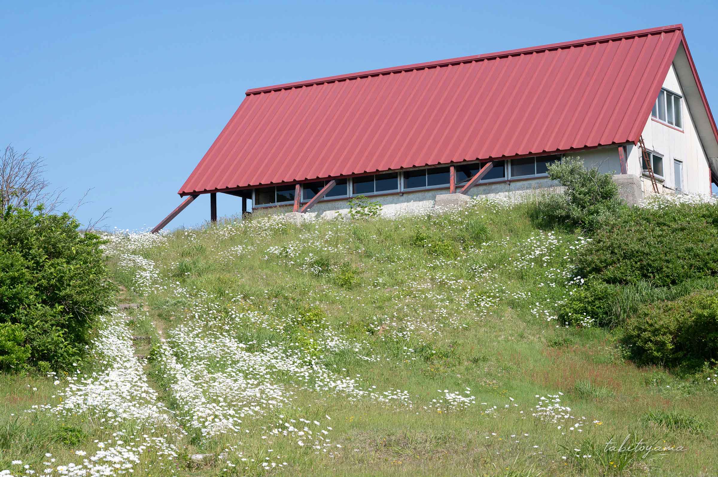ドンデン避難小屋