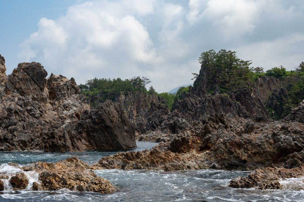 海中透視船の船上から眺める尖閣湾