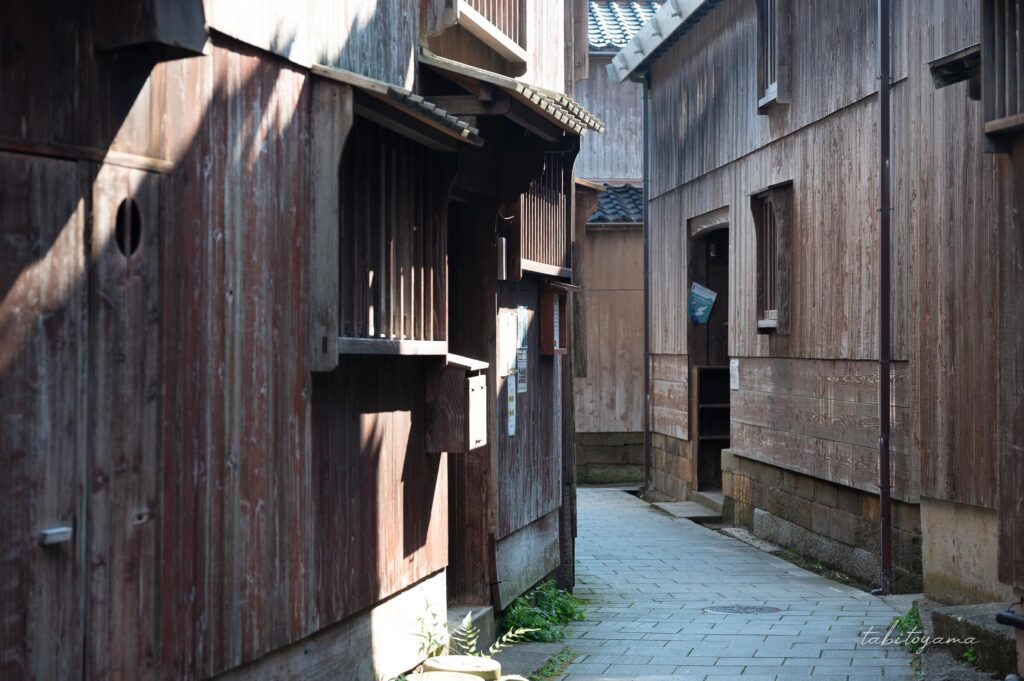 宿根木の街並み