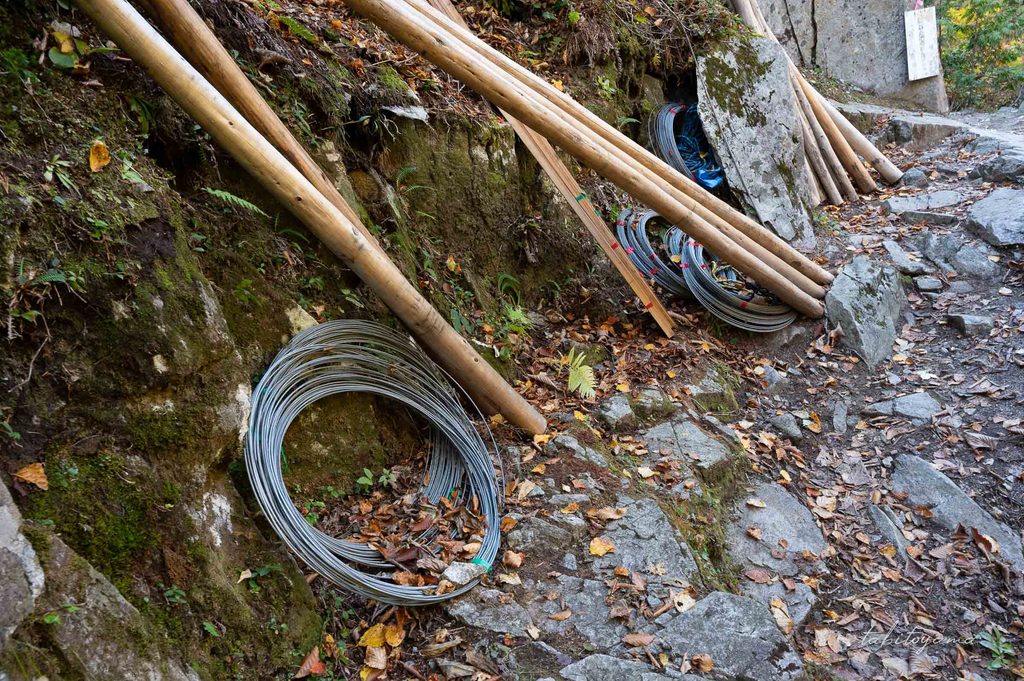 下ノ廊下の登山道整備に使われる資材